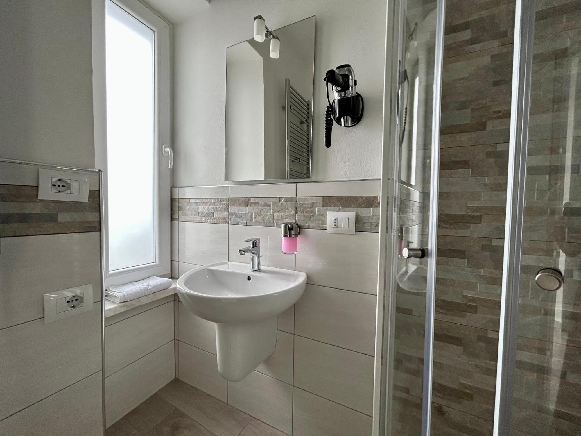 Fezzano / Portovenere Stilish Double Rooms With Sea View, Balcony Or Small Courtyard Exterior foto